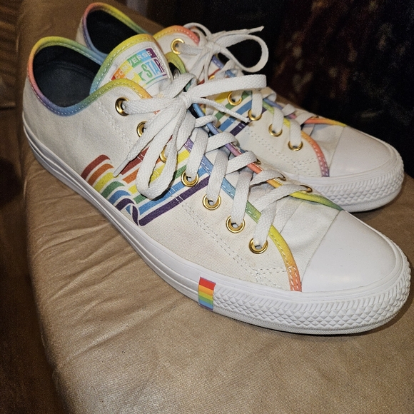 Converse Chuck Taylor All Star Pride Rainbow Shoes Size 11.5 men 13.5 women - Picture 2 of 9